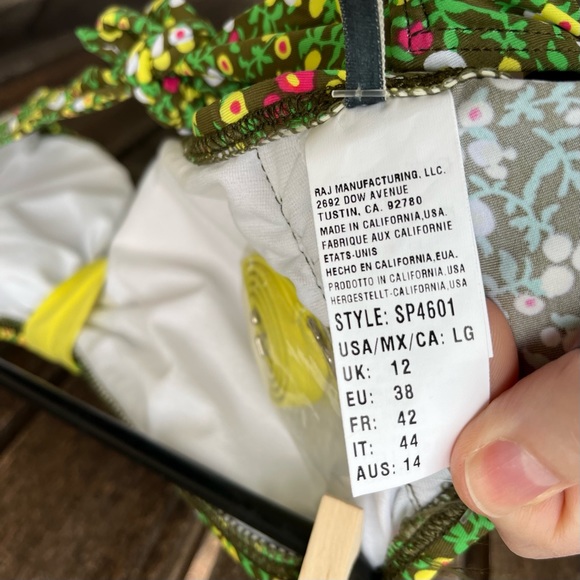 Splendid Swim Wear Yellow Bandeau Bikini Top NWT Sz L - Picture 8 of 14